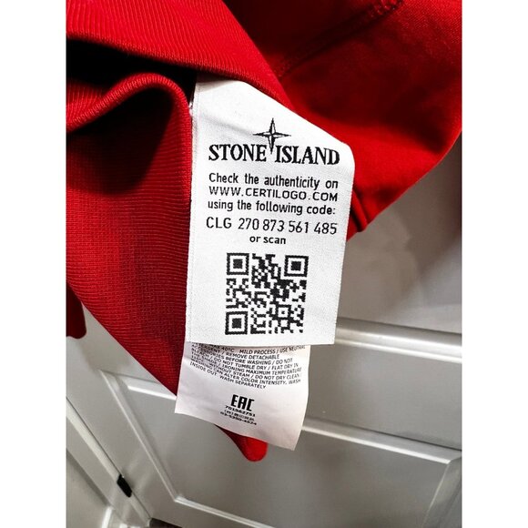 Stone Island Red Crewneck - Picture 5 of 6